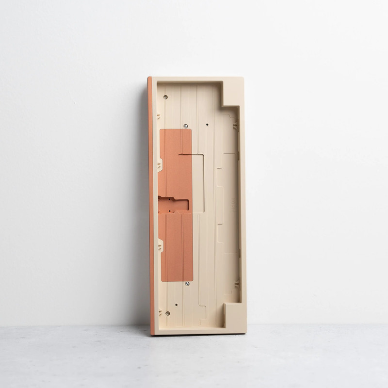 Tempo Chassis - Finish:Cream